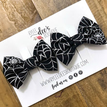 PENELOPE BOW | Metallic Spider Webs